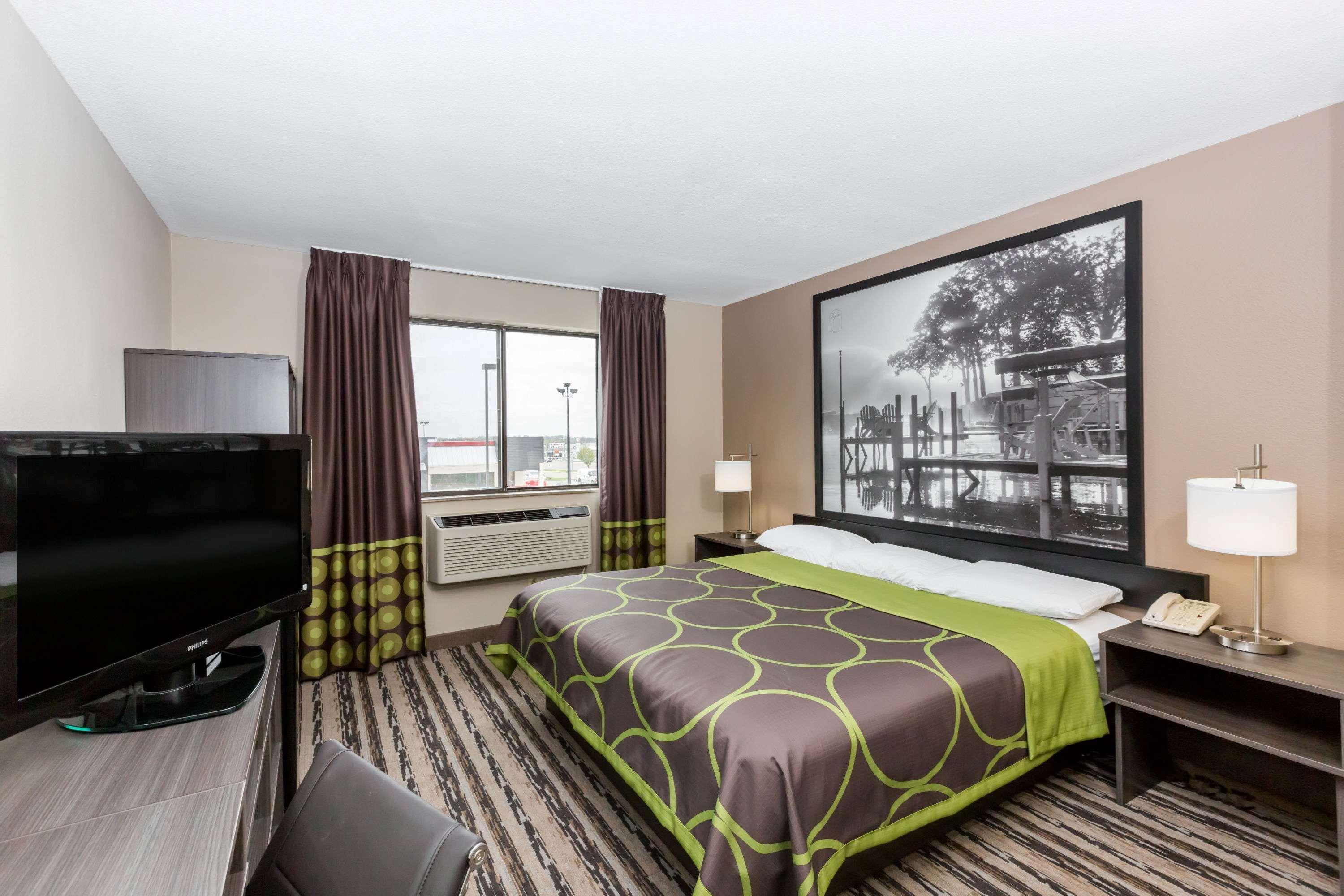 Super 8 By Wyndham Spirit Lake/Okoboji Exterior foto