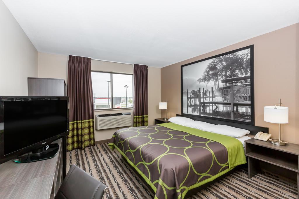 Super 8 By Wyndham Spirit Lake/Okoboji Exterior foto